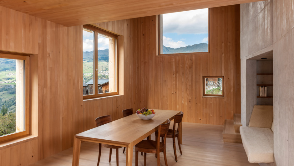 Einfamilienhaus-Hoerler-Duvin-Innen-Sohm-HolzBautechnik-02