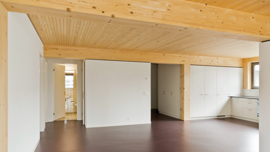 Wohnanlage MAW Haus J Zuerich Innen Sohm HolzBautechnik Wohnbereich